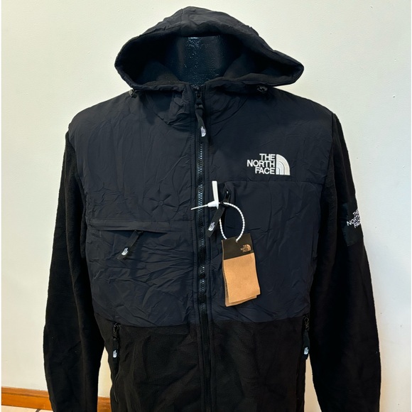 North Face Hooded Fleece with Full Zipper , Unisex - Picture 6 of 16
